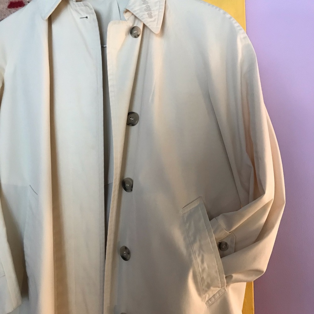 Neural trench coat